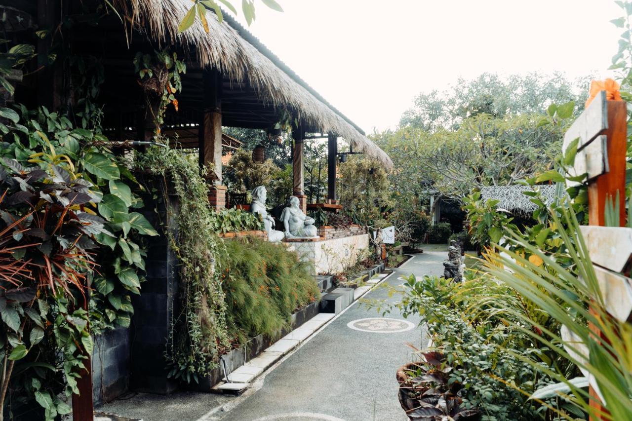 Uluwatu Cottages Exterior photo