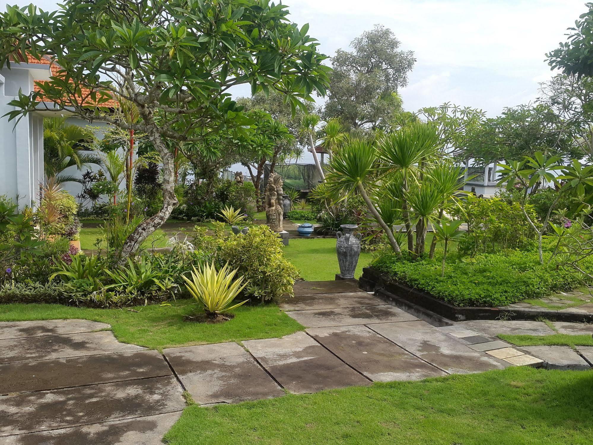 Uluwatu Cottages Exterior photo